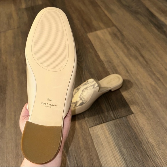 Cole Haan Ryan Mule In Pumice Stone Leather - Picture 7 of 7